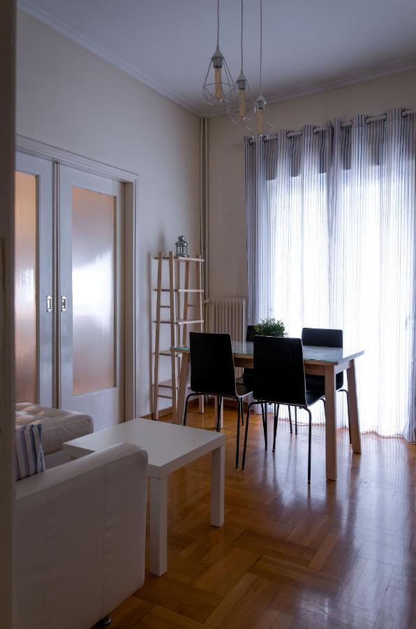 Beautiful 2Bd Apartment Near Historic Center Of Афины Экстерьер фото