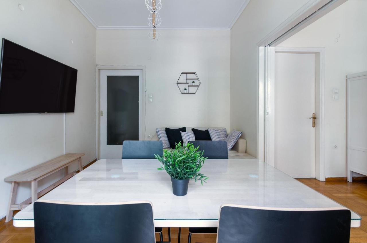 Beautiful 2Bd Apartment Near Historic Center Of Афины Экстерьер фото