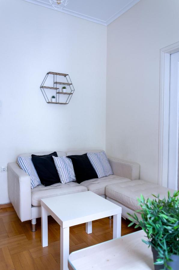 Beautiful 2Bd Apartment Near Historic Center Of Афины Экстерьер фото